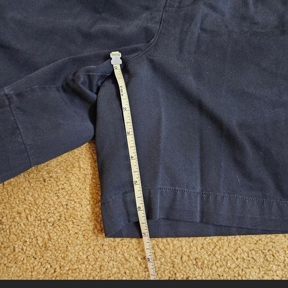 American Eagle Outfitters Women's Navy Shorts | Midi | High Waisted | Size 4 - Picture 7 of 7